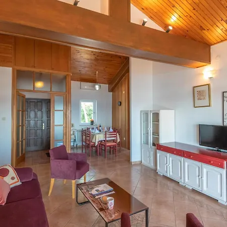 Apartman Nice In Hvar With Kitchen Hvar Town